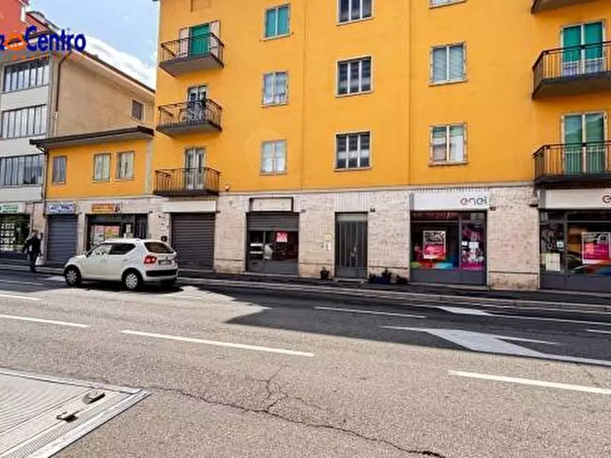 Immagine 1 di Locale commerciale in affitto  in Via Chambery 39 a Aosta