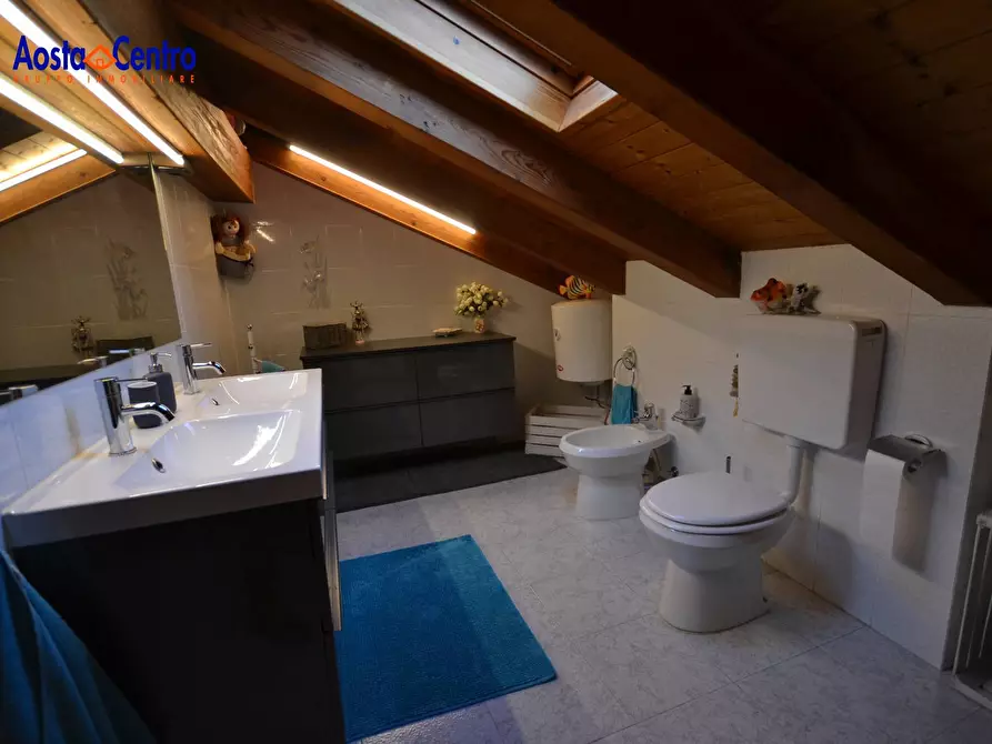 Immagine 12 di Appartamento in affitto  in Frazione Barral 23 a Antey-Saint-Andre'