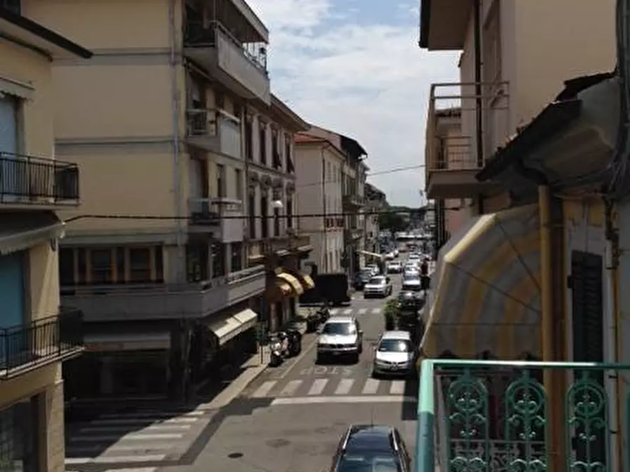 Immagine 22 di Appartamento in affitto  in VIA CAVALLOTTI 14 a Viareggio