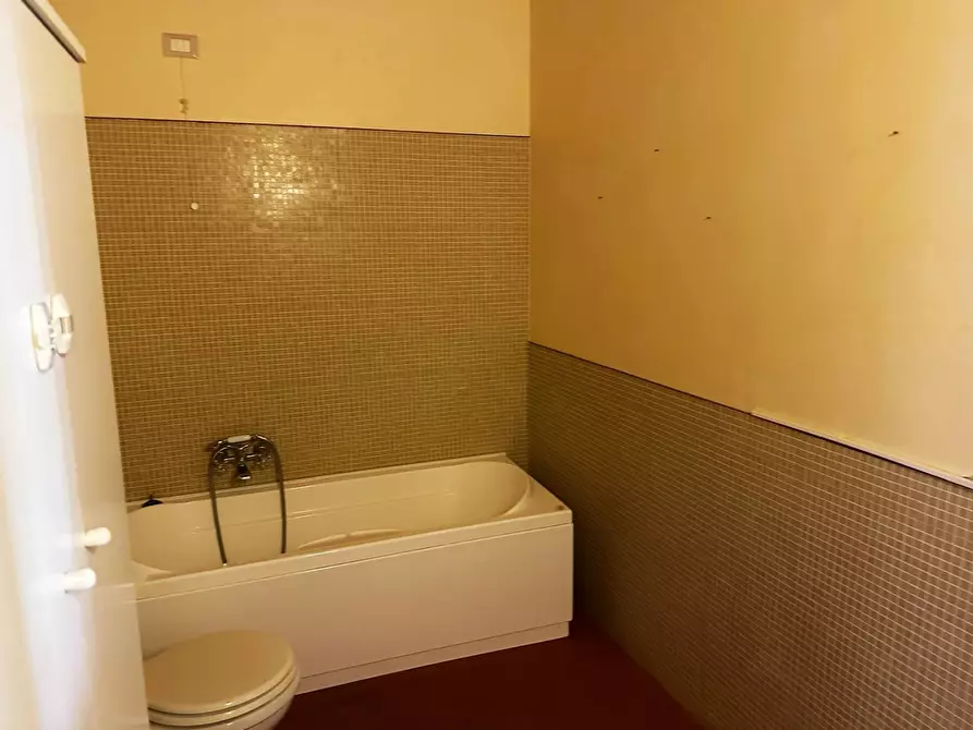 Immagine 12 di Appartamento in vendita  in via don minzoni a Calci