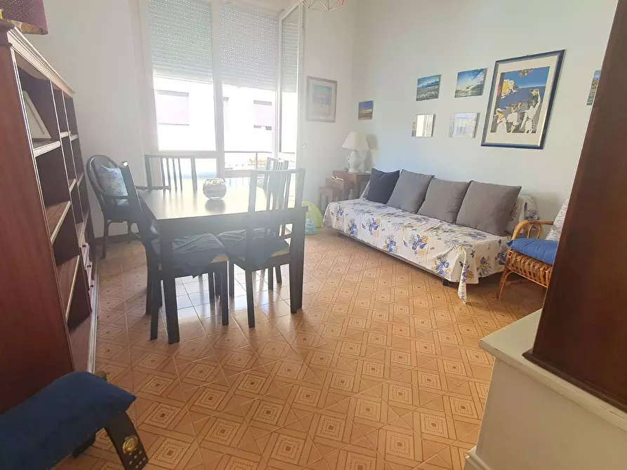 Immagine 2 di Appartamento in vendita  in via san francesco a Viareggio