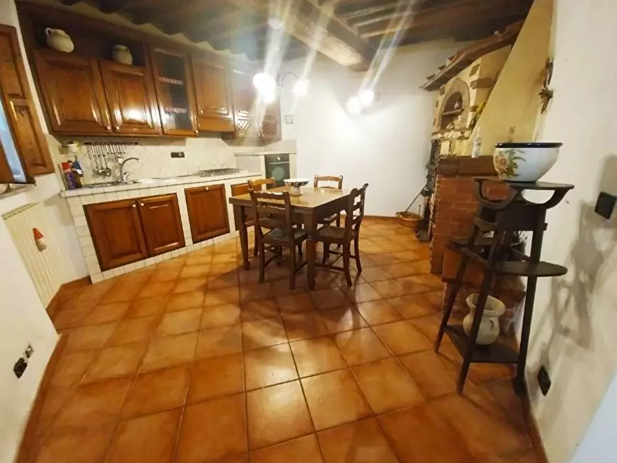 Immagine 10 di Rustico / casale in vendita  in via Brogiotti a Calci