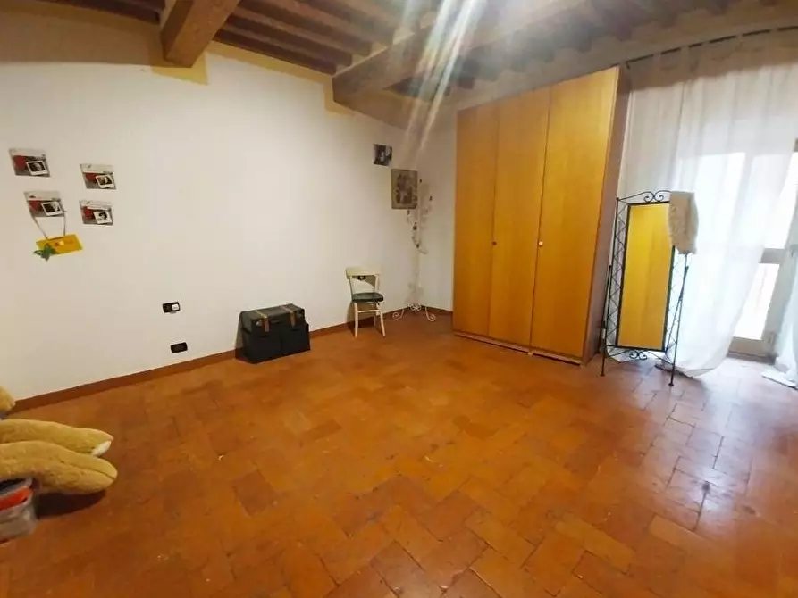 Immagine 17 di Rustico / casale in vendita  in via Brogiotti a Calci