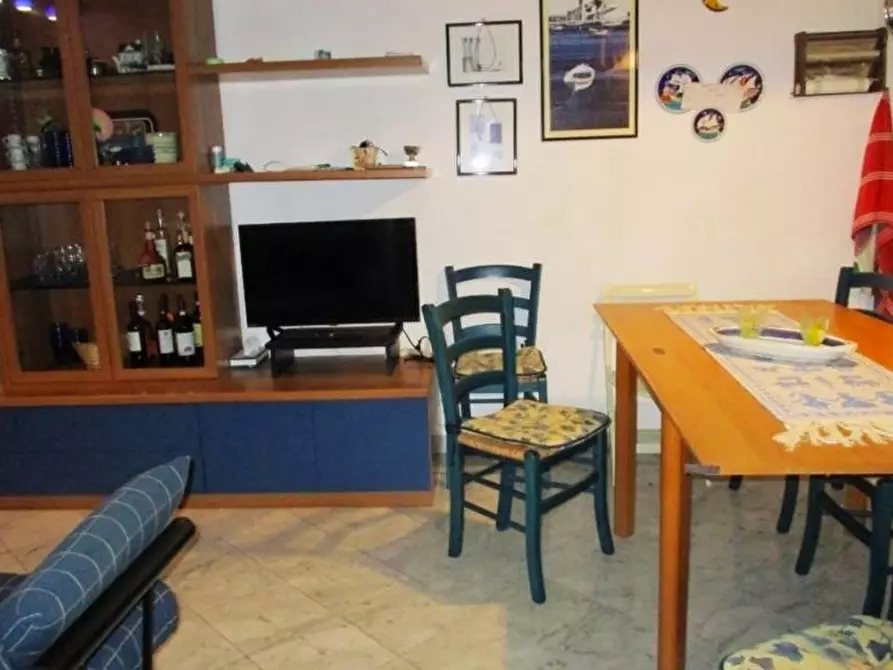 Immagine 1 di Appartamento in vendita  in VIA XX SETTEMBRE a Viareggio