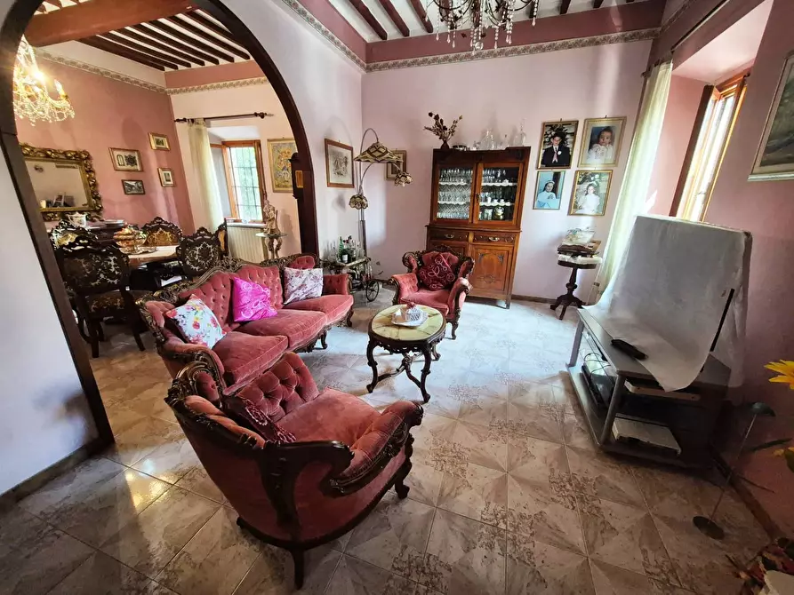 Immagine 1 di Appartamento in vendita  in VIA NUOVA a Calci