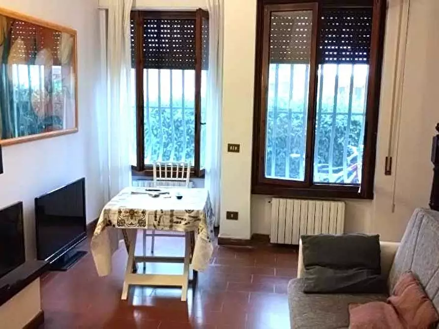 Immagine 5 di Casa indipendente in vendita  in via giacomo leopardi a Viareggio
