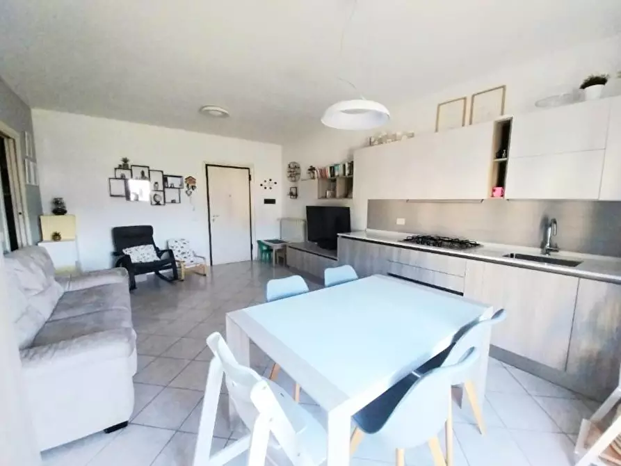 Immagine 2 di Appartamento in vendita  in via roma a Calci