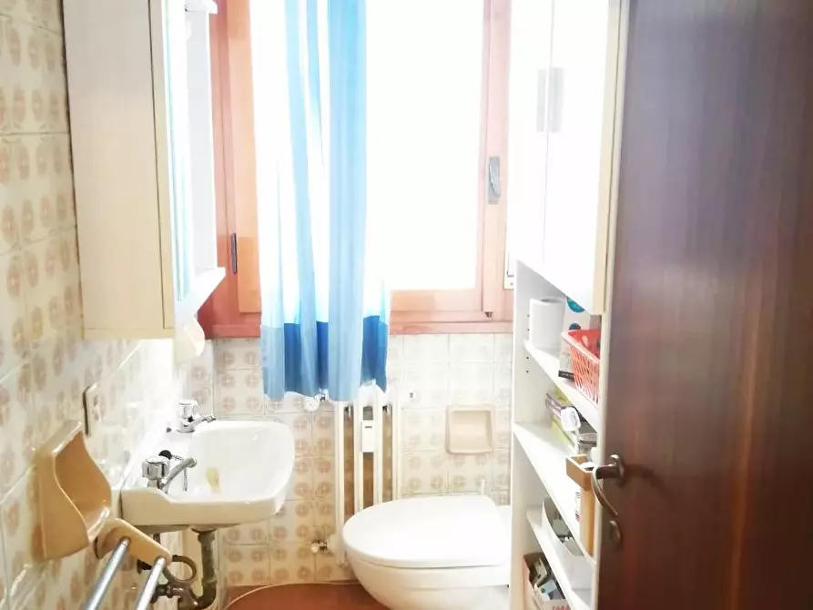 Immagine 14 di Attico in vendita  in corso giacomo matteotti a Cascina