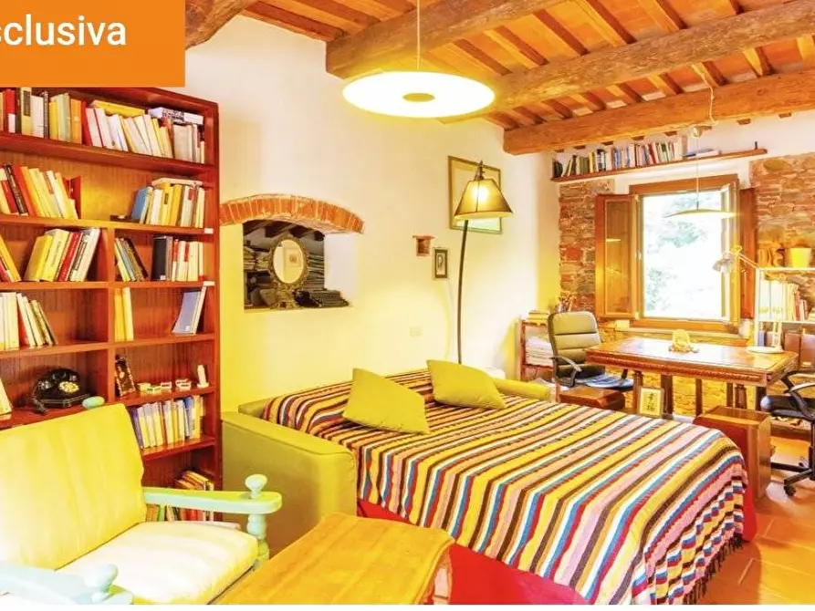 Immagine 8 di Rustico / casale in vendita  a Calci