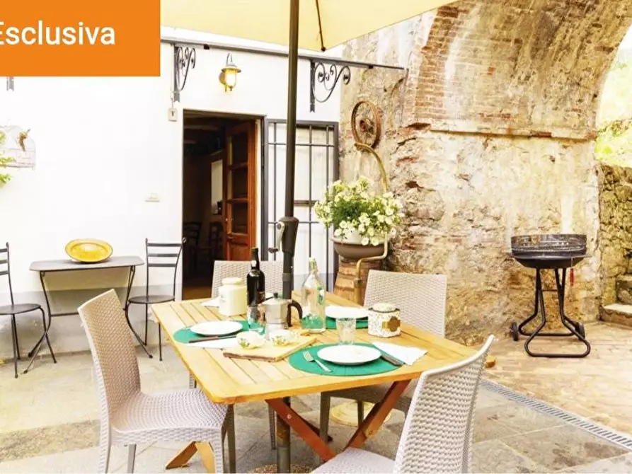 Immagine 23 di Rustico / casale in vendita  a Calci