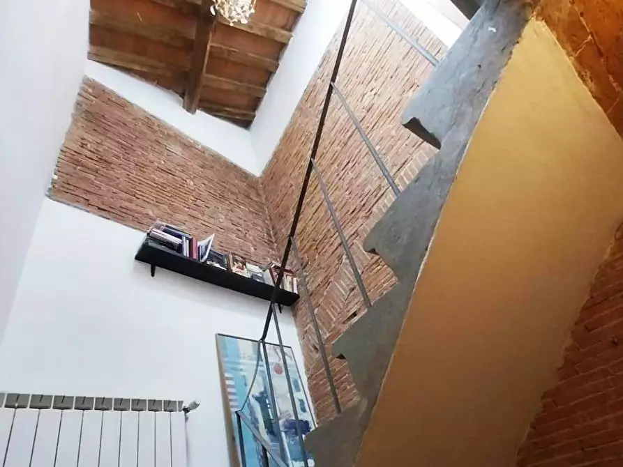 Immagine 21 di Rustico / casale in vendita  a Calci