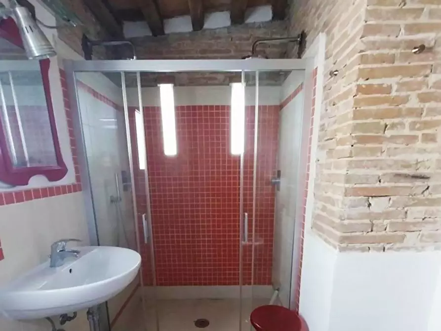 Immagine 25 di Rustico / casale in vendita  a Calci