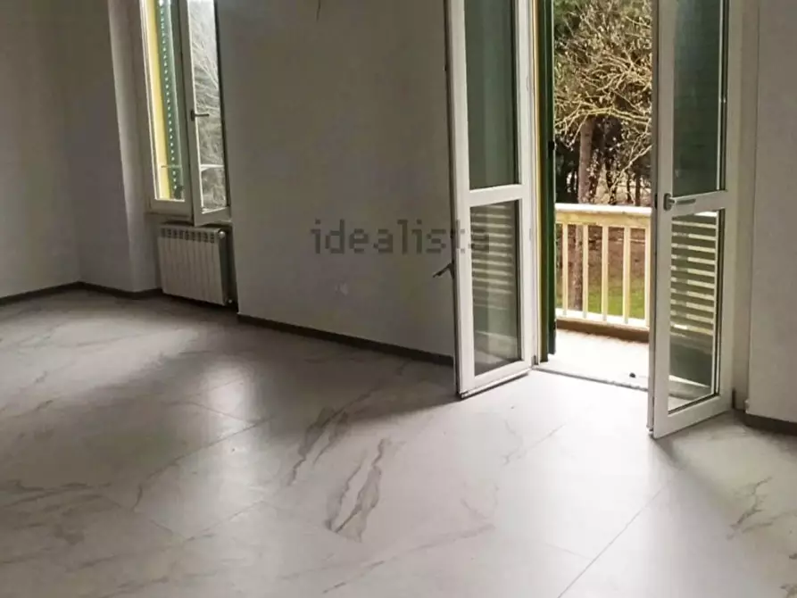 Immagine 5 di Appartamento in vendita  in viareggio a Viareggio