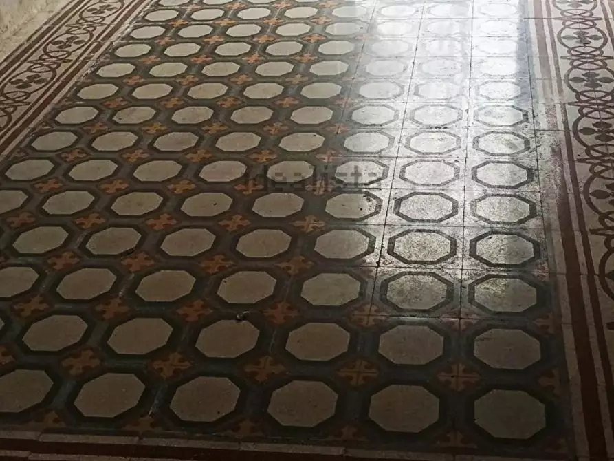 Immagine 21 di Appartamento in vendita  in viareggio a Viareggio