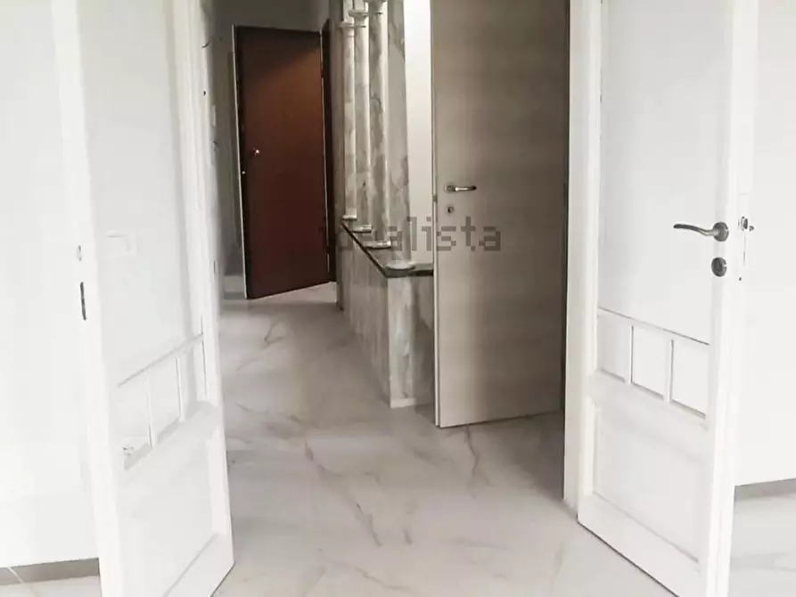 Immagine 4 di Appartamento in vendita  in viareggio a Viareggio