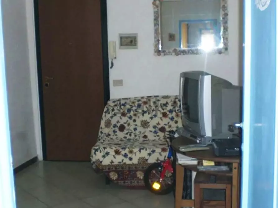 Immagine 5 di Appartamento in vendita  in VIAREGGIO a Viareggio