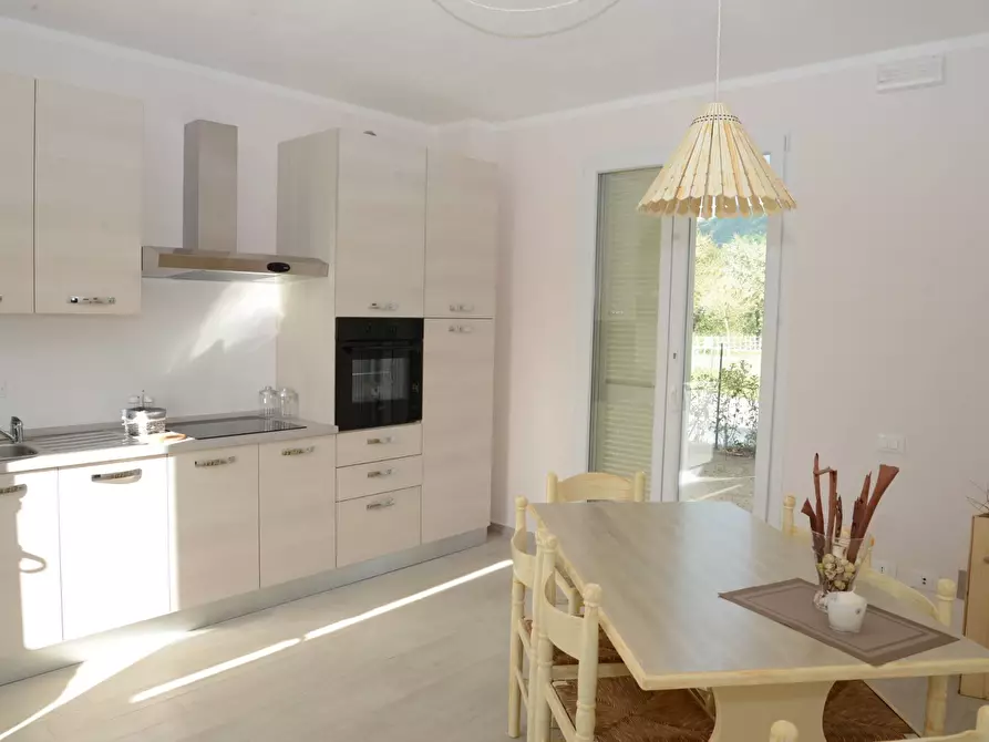 Immagine 9 di Casa indipendente in vendita  a Massarosa