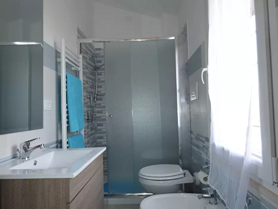 Immagine 13 di Casa indipendente in vendita  a Massarosa