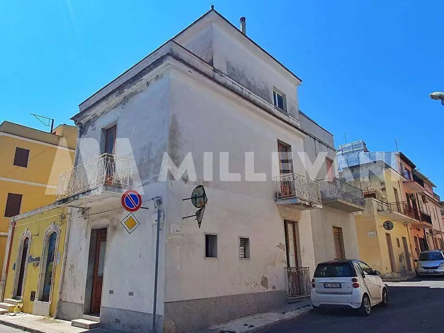 Immagine 1 di Casa indipendente in vendita  in Via Gonzaga a Rosolini