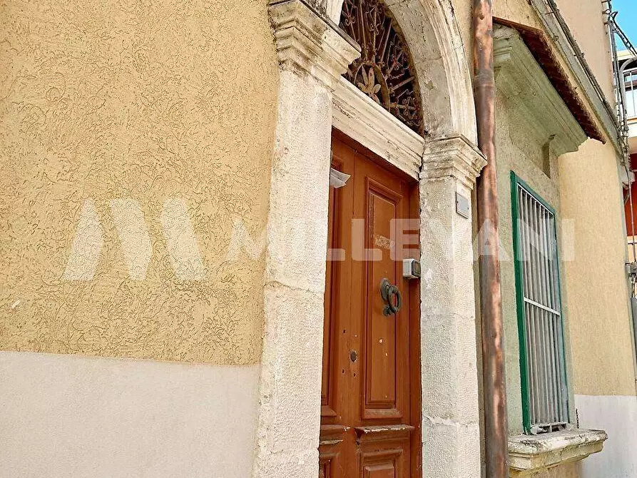 Immagine 26 di Casa indipendente in vendita  a Pozzallo