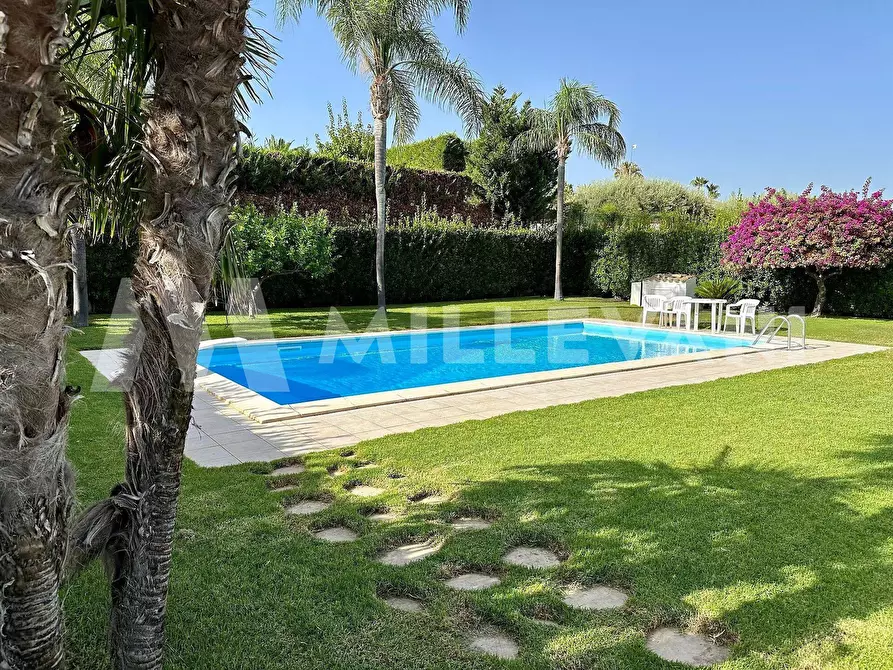 Immagine 26 di Villa in vendita  in Via T. Giorgio Nuvolari a Scicli