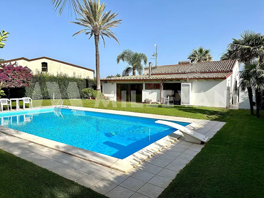 Immagine 28 di Villa in vendita  in Via T. Giorgio Nuvolari a Scicli