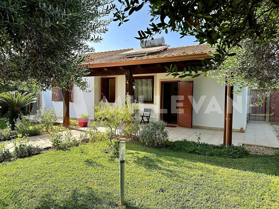 Immagine 33 di Villa in vendita  in Via T. Giorgio Nuvolari a Scicli