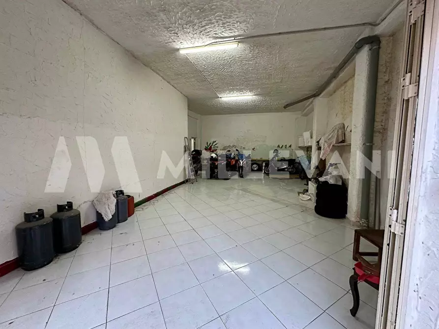 Immagine 3 di Box auto in vendita  in Via Verdi 3 a Pozzallo