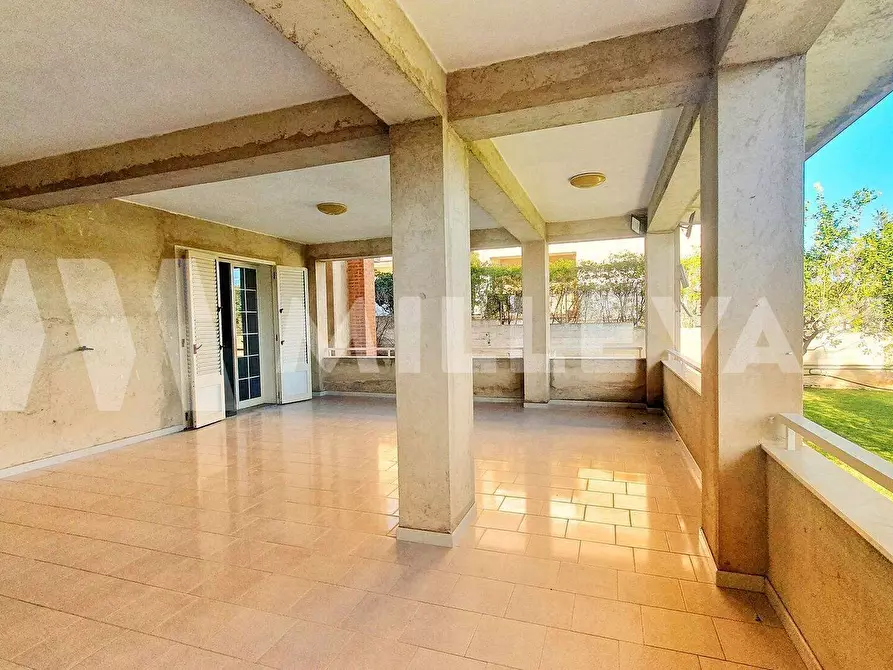 Immagine 22 di Villa in vendita  in Via M. L. King a Ispica