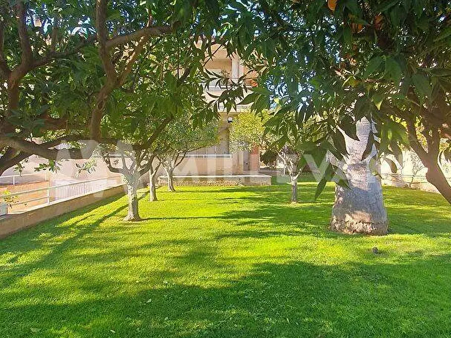 Immagine 25 di Villa in vendita  in Via M. L. King a Ispica