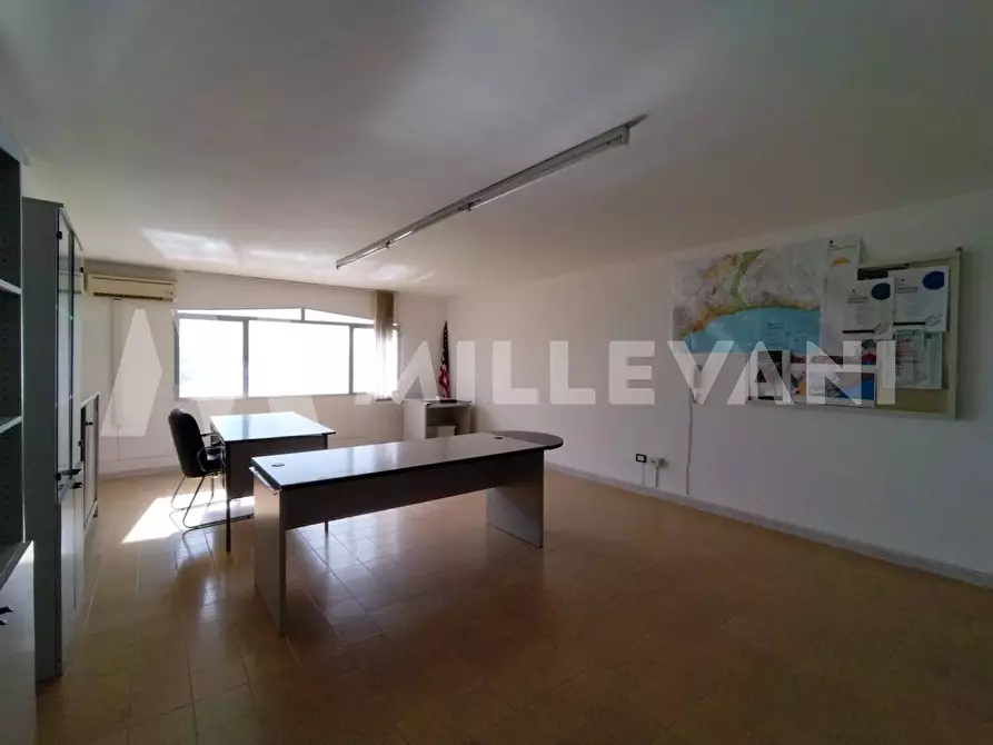 Immagine 8 di Appartamento in vendita  in Via Enrico Giunta a Pozzallo