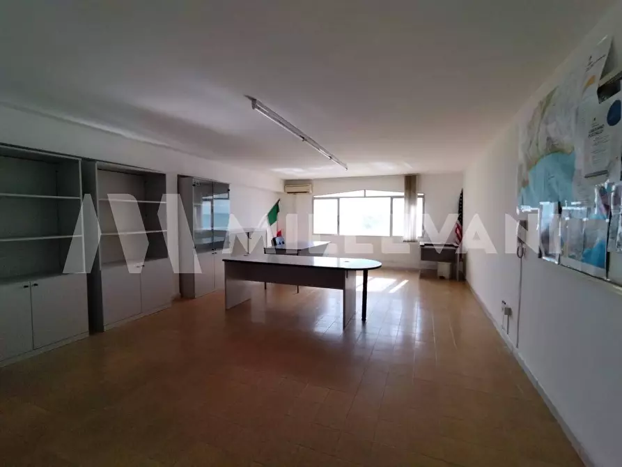 Immagine 9 di Appartamento in vendita  in Via Enrico Giunta a Pozzallo