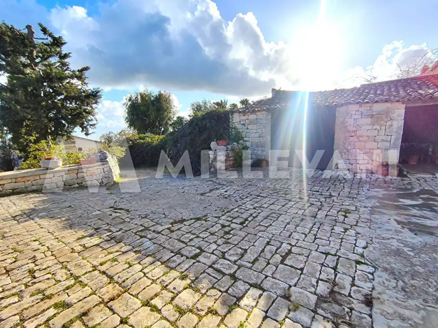 Immagine 2 di Rustico / casale in vendita  a Scicli