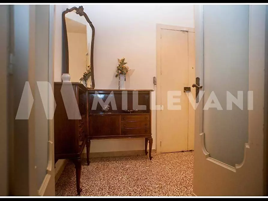 Immagine 24 di Appartamento in vendita  a Scicli