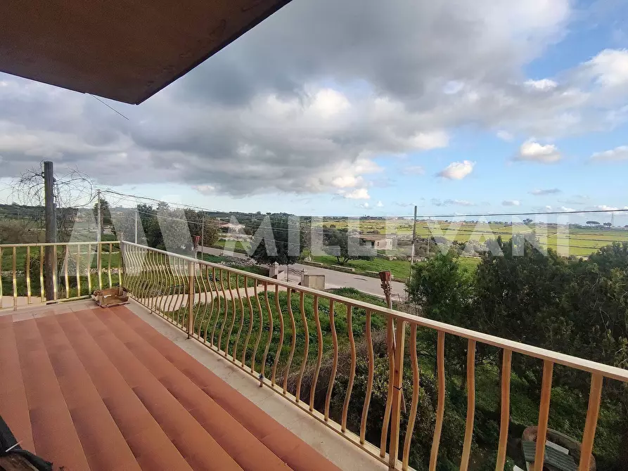 Immagine 10 di Appartamento in vendita  a Modica