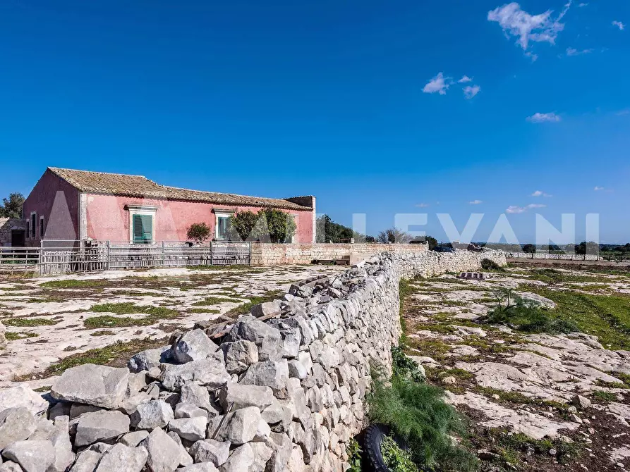 Immagine 21 di Rustico / casale in vendita  in Sp43 a Modica