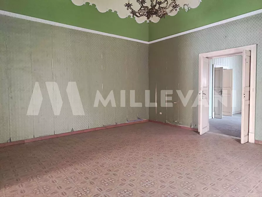 Immagine 2 di Albergo/B&B/Residence in vendita  in Via Principessa Elena 103 a Comiso