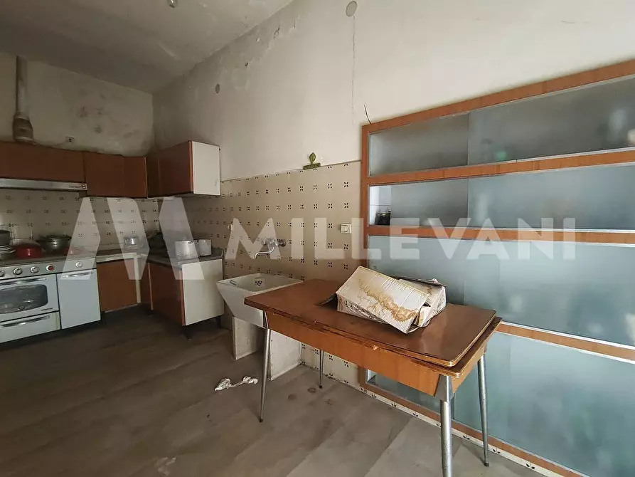 Immagine 8 di Albergo/B&B/Residence in vendita  in Via Principessa Elena 103 a Comiso