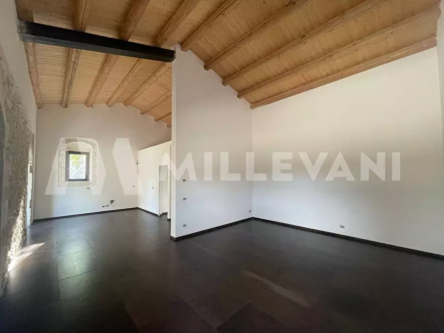Immagine 11 di Rustico / casale in vendita  a Ragusa
