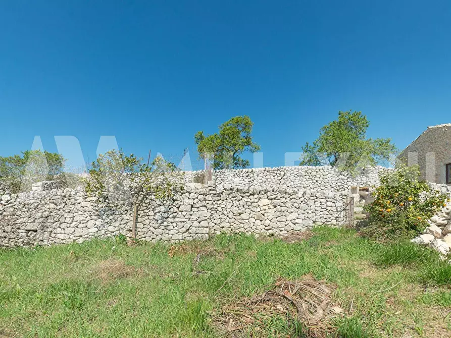Immagine 19 di Rustico / casale in vendita  a Ragusa