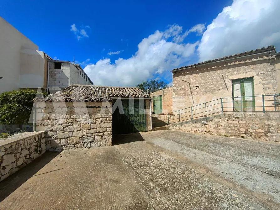 Immagine 11 di Rustico / casale in vendita  in Contrada Guardiola a Scicli