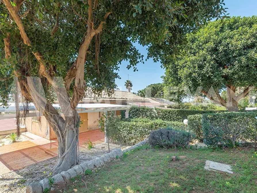 Immagine 21 di Villa in vendita  a Santa Croce Camerina