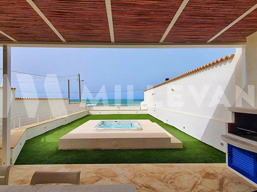 Immagine 3 di Villa in vendita  a Scicli