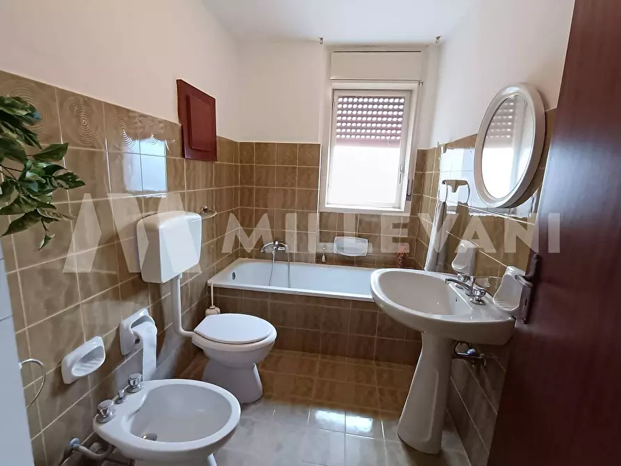 Immagine 7 di Appartamento in vendita  in via Sandro Pertini a Modica