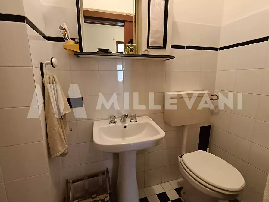 Immagine 8 di Appartamento in vendita  in via Sandro Pertini a Modica