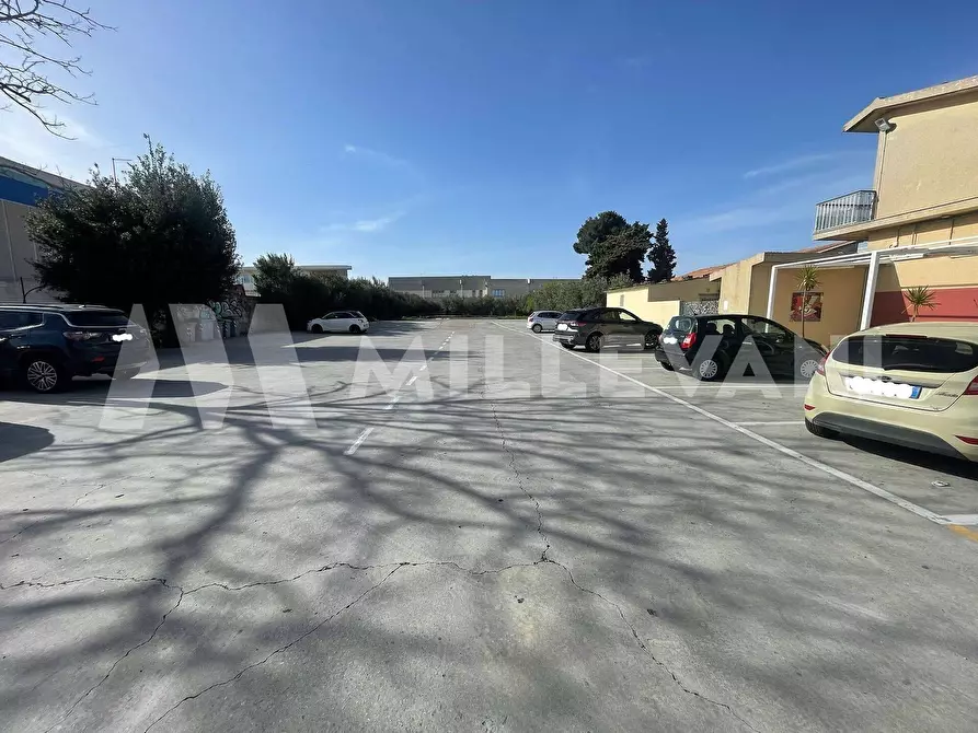 Immagine 4 di Attività commerciale in vendita  in Via Fallira a Ragusa