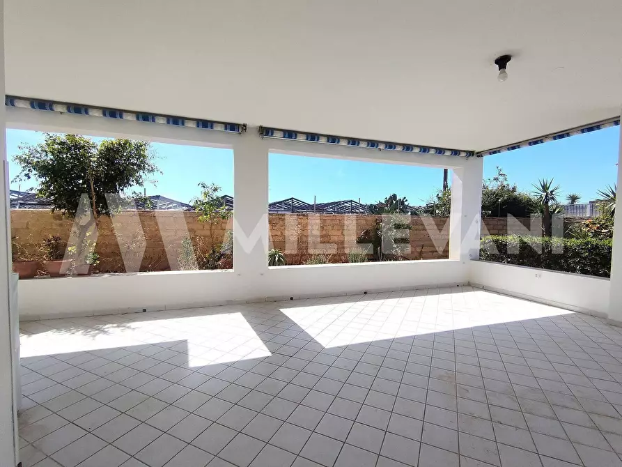 Immagine 2 di Villa in vendita  in Via delle Cicogne a Scicli