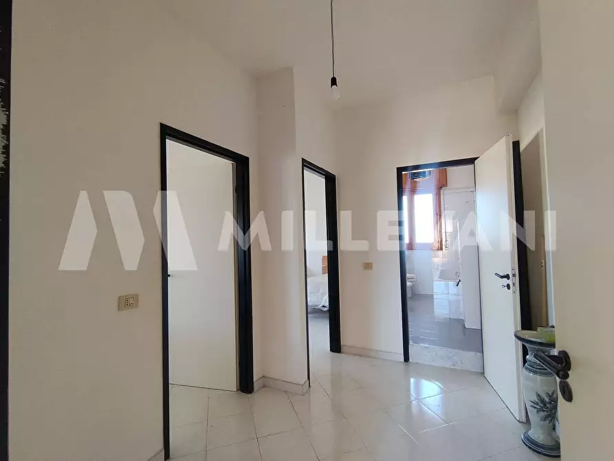 Immagine 10 di Villa in vendita  in Via delle Cicogne a Scicli