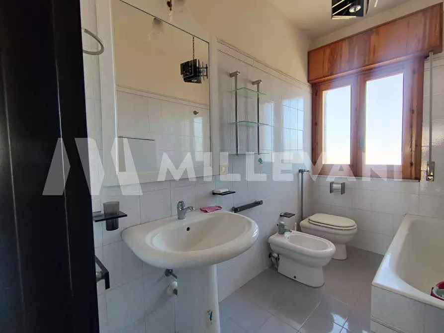 Immagine 15 di Villa in vendita  in Via delle Cicogne a Scicli