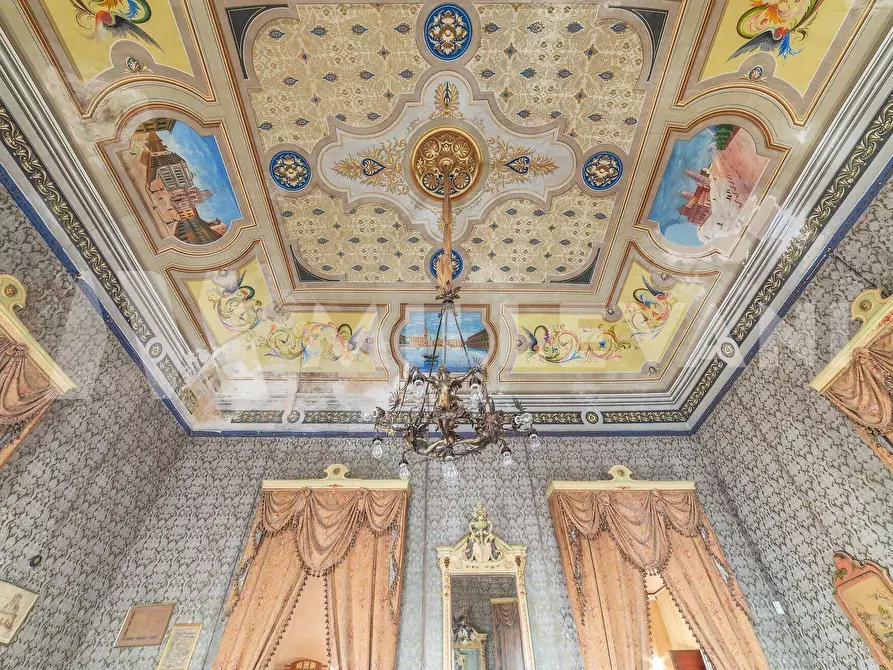 Immagine 10 di Albergo/B&B/Residence in vendita  in Via La Marmora a Vittoria